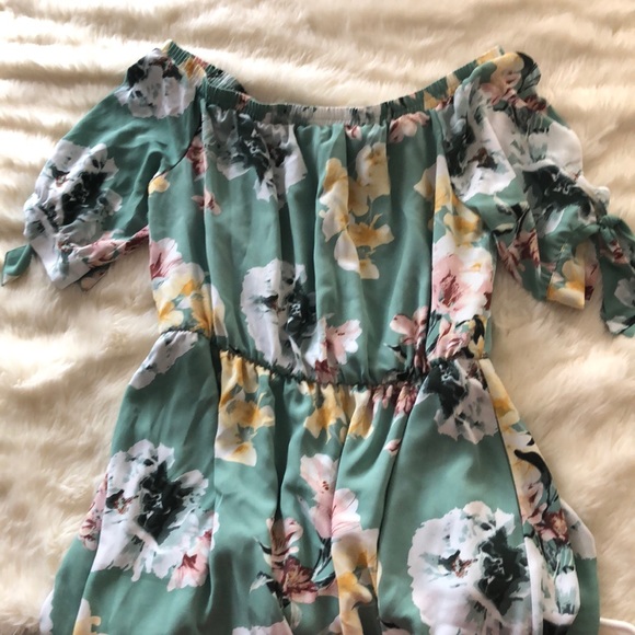 New York & Company Dresses & Skirts - Floral dress